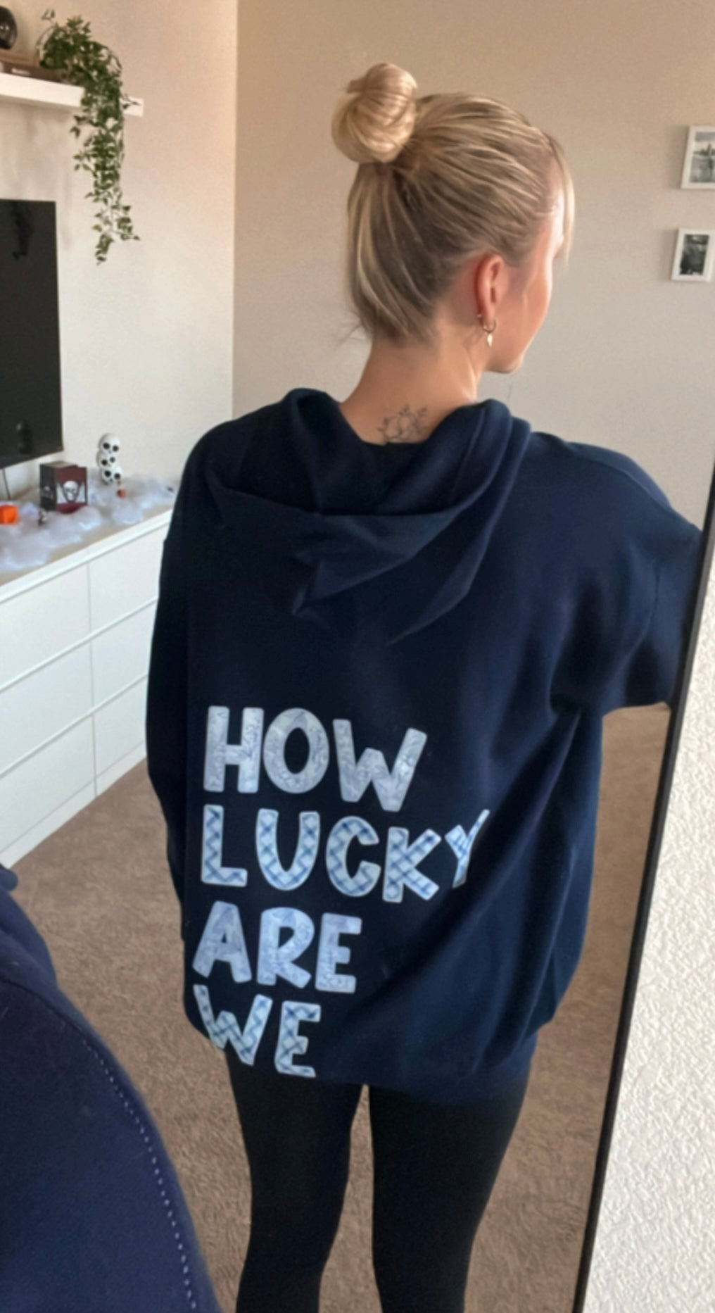 28 sweatshirt