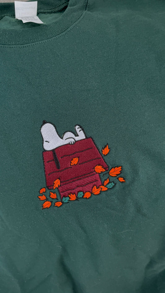 Snoopy doghouse embroidered sweatshirt
