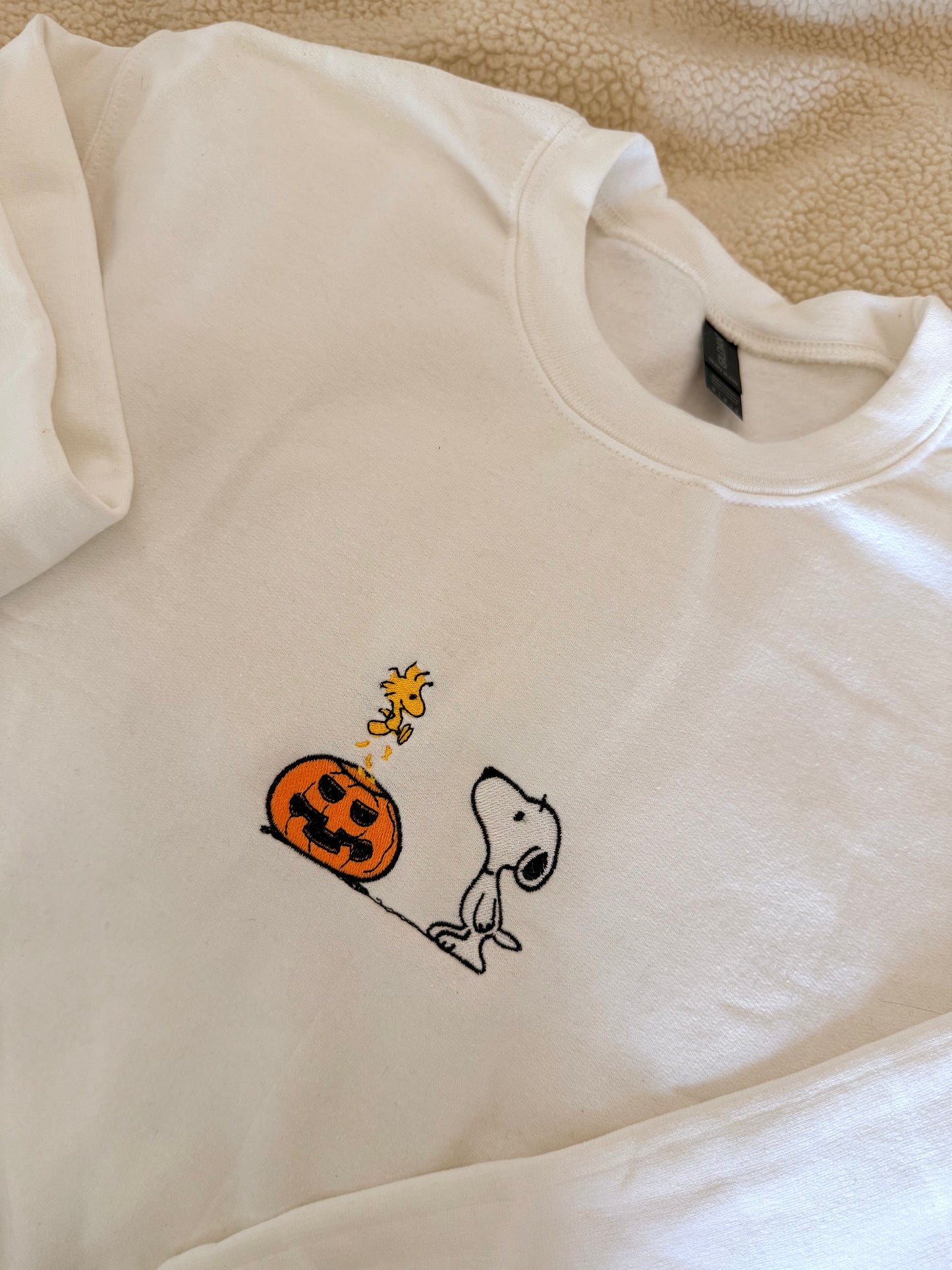 snoopy pumpkin swetshirt